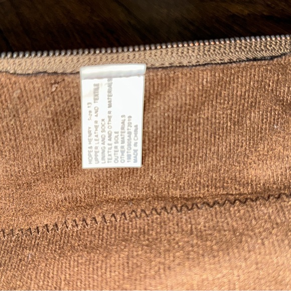 Hope & Henry Girls size 13 boots - Picture 4 of 5